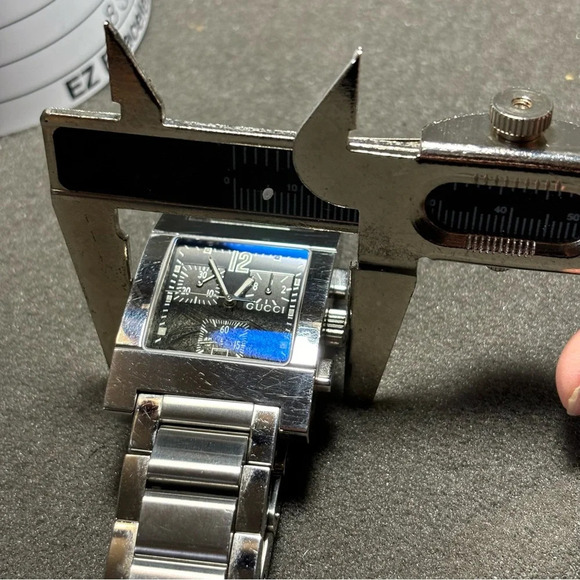 Gucci Timepieces 7700 Chrono Swiss Made Stainless Steel Men’s Watch Working - Picture 7 of 7